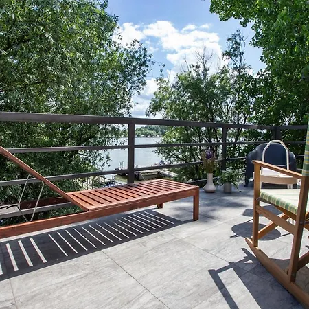 River House Grana Villa
