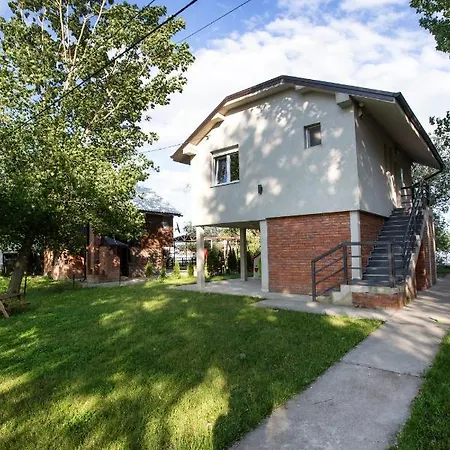 Villa River House Grana *