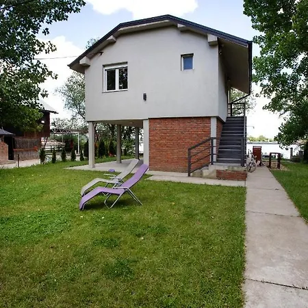 River House Grana