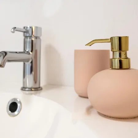 Willa River House Grana