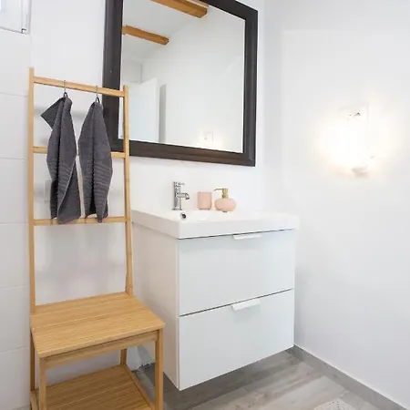 Villa River House Grana