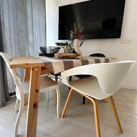 Villa River House Grana