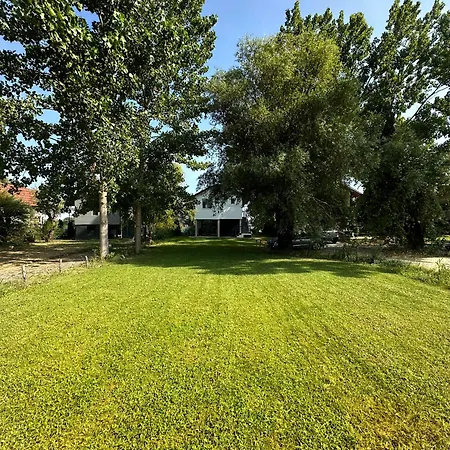 River House Grana Willa