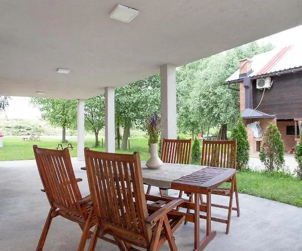 Vila River House Grana