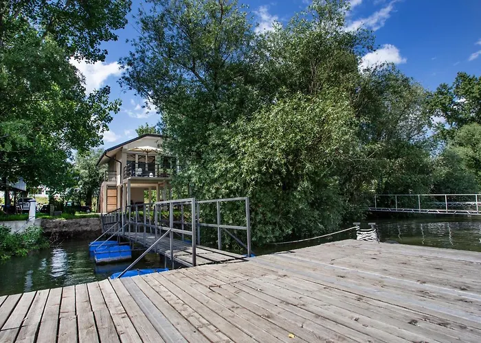 Vila River House Grana