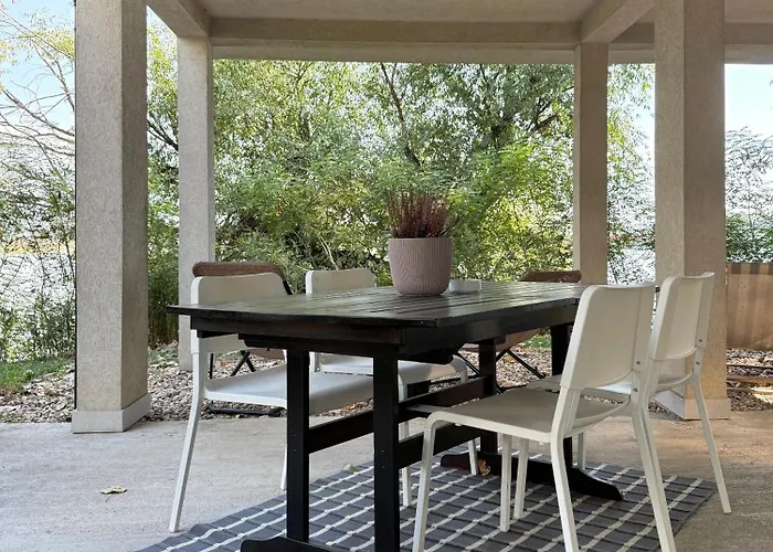 Villa River House Grana Belgrad