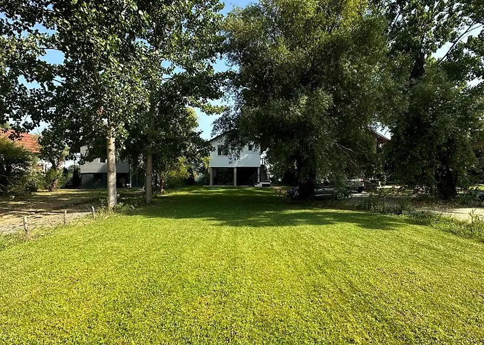 River House Grana Villa